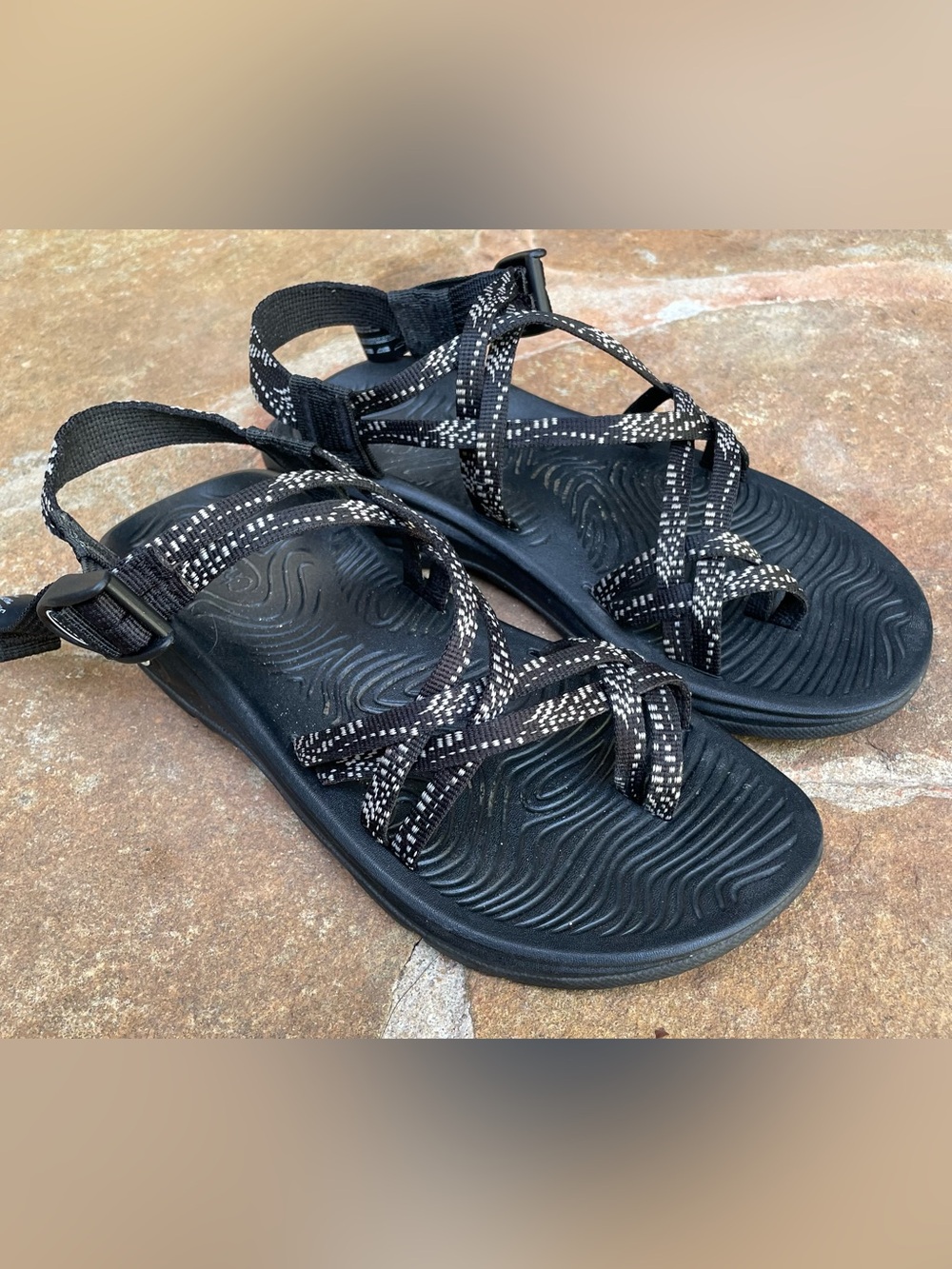 Chaco Updraft EcoTread X2 Women’s 8 Black Waves Hiking Sandals